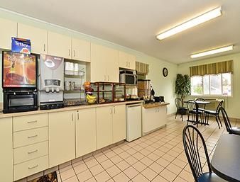 Hotel Super 8 By Wyndham 2*