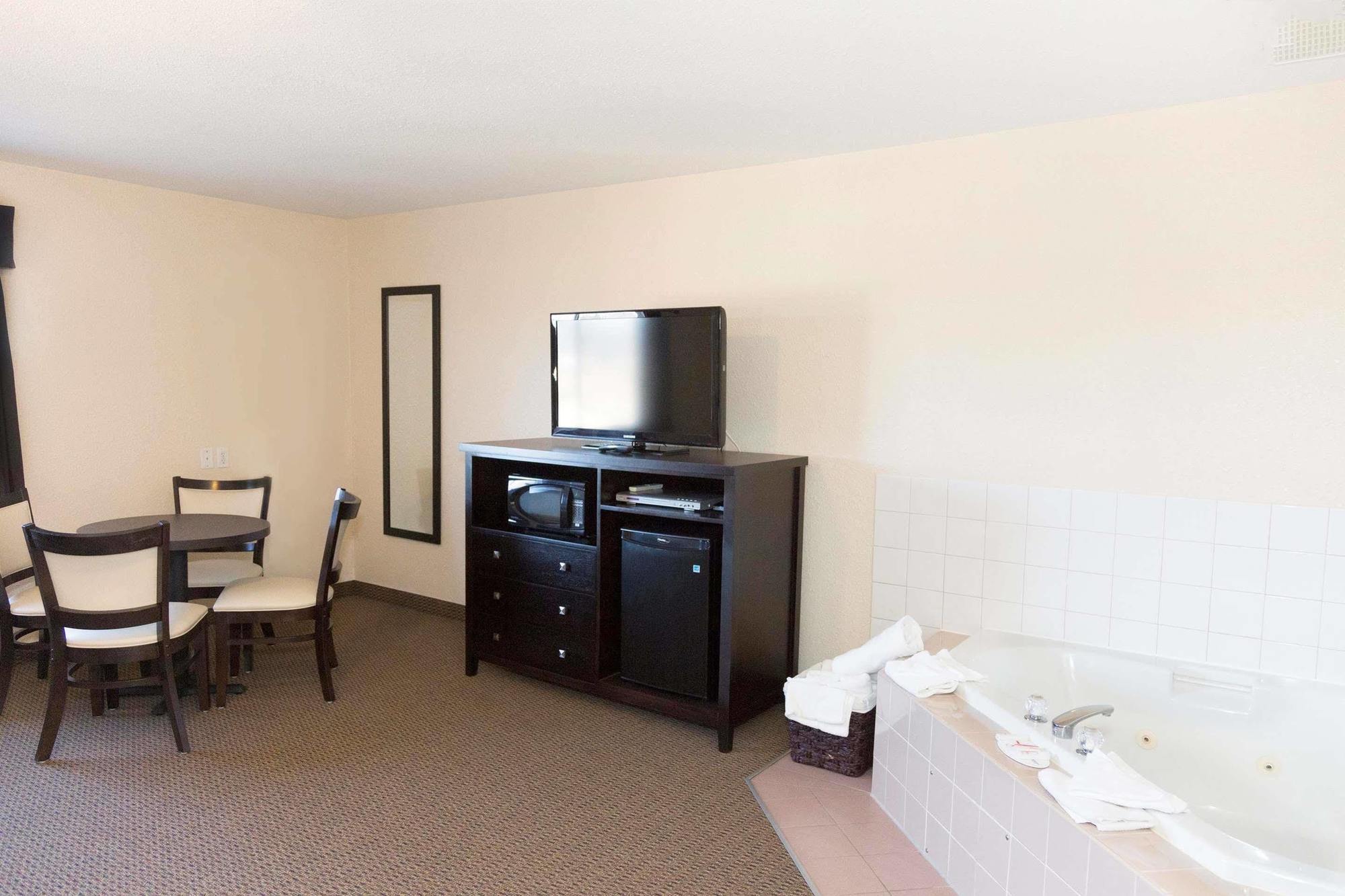 Super 8 By Wyndham