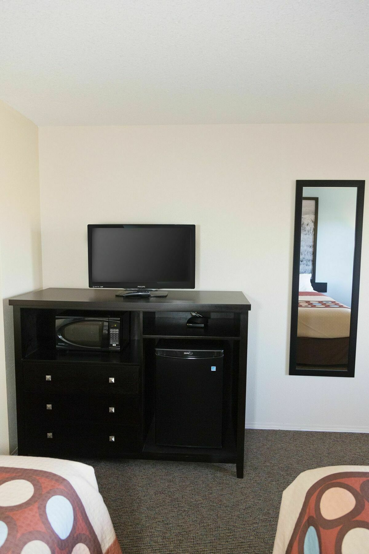 Hotel Super 8 By Wyndham 2*
