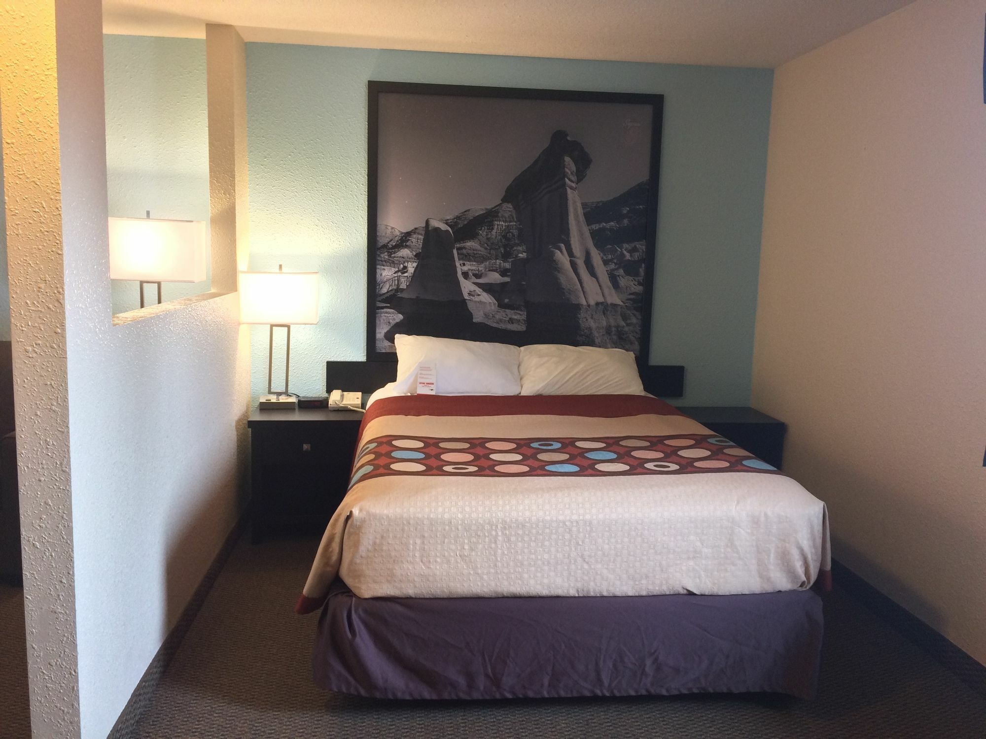 Super 8 By Wyndham Hotel